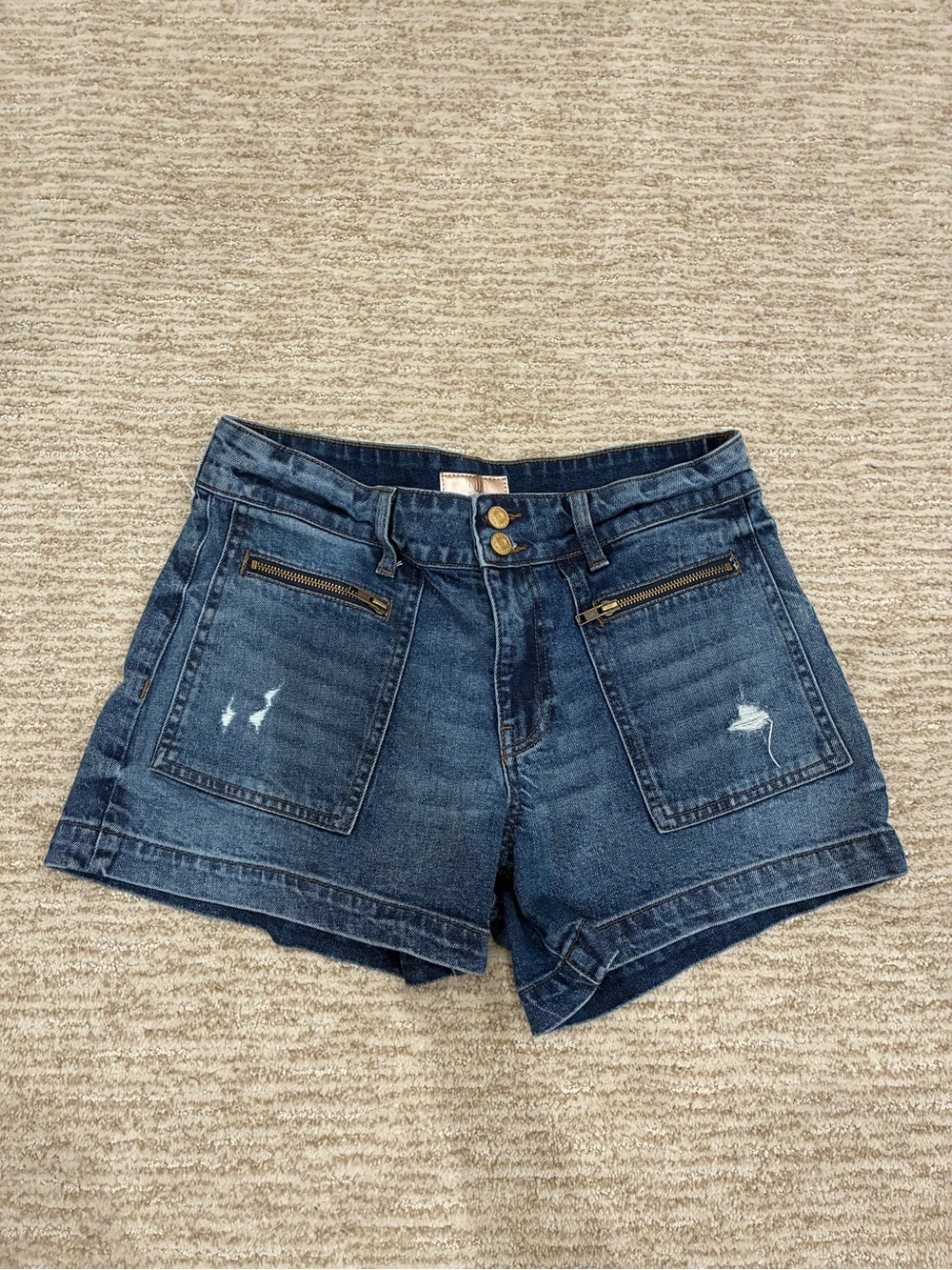 Kut from the Kloth - size 4 - Dark Blue Denim Short with Front Zip Pockets